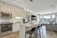 505 19228 64 AVENUE - thumbnail 6