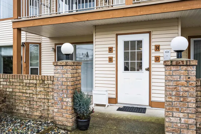 14 2456 WARE STREET - photo 2 of 17