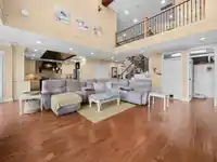 5352 189 STREET - thumbnail 5