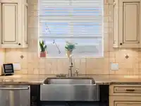 5352 189 STREET - thumbnail 7