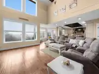 5352 189 STREET - thumbnail 9