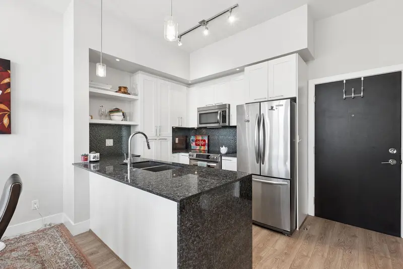 C419 20211 66 AVENUE - photo 2 of 25