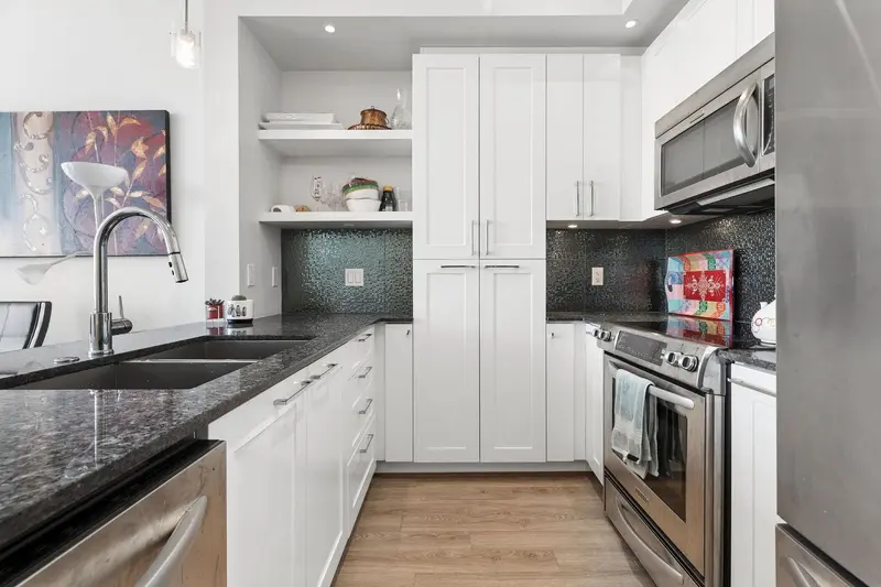 C419 20211 66 AVENUE - photo 3 of 25