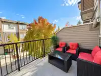 81 5888 144 STREET - thumbnail 13