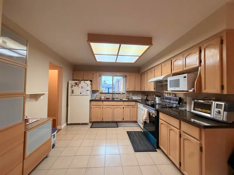 4 1336 PITT RIVER ROAD - photo 4 of 19