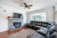 5886 184A STREET - thumbnail 4