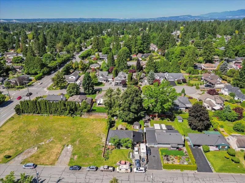 12039 220 STREET - photo 3 of 25