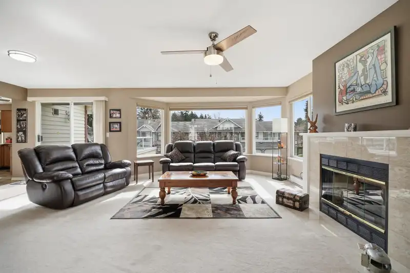 20 9259 122 STREET - photo 3 of 31
