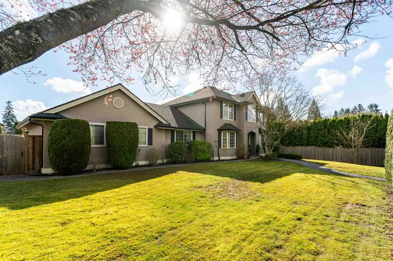 7930 144 STREET - photo 2 of 25