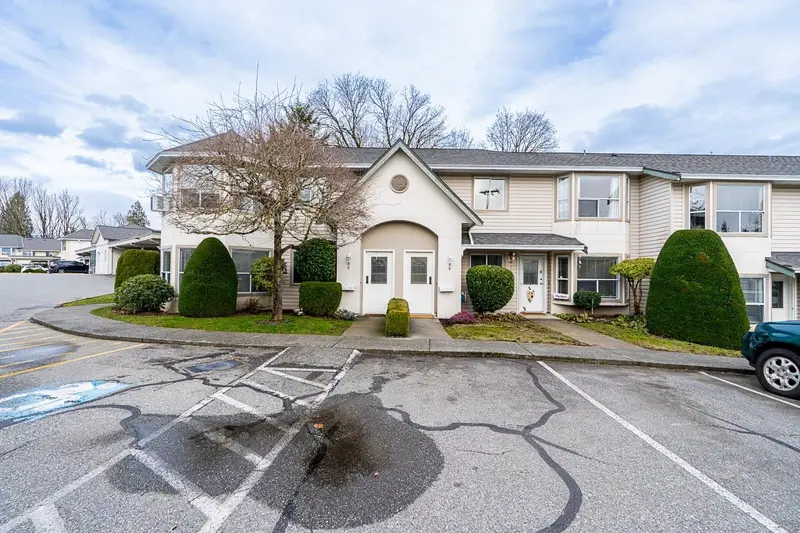 30 3380 GLADWIN ROAD - photo 1 of 25