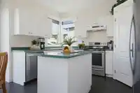 18503 64B AVENUE - thumbnail 18