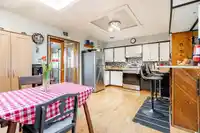 5940 173B STREET - thumbnail 9