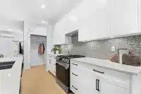 81 9688 182A STREET - thumbnail 32