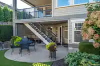 11070 161A STREET - thumbnail 36