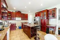 14333 68 AVENUE - thumbnail 9