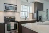 9 7348 192A STREET - thumbnail 5