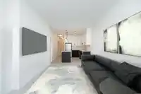 319 18811 72 AVENUE - thumbnail 2