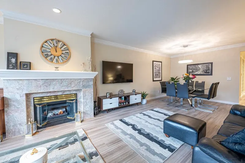 206 3151 WOODBINE DRIVE - photo 2 of 19