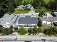 15825-15827 96 AVENUE - thumbnail 3