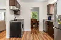 8 8555 KING GEORGE BOULEVARD - thumbnail 11