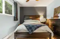 8 8555 KING GEORGE BOULEVARD - thumbnail 21