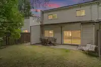 8 8555 KING GEORGE BOULEVARD - thumbnail 24