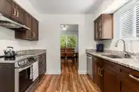 8 8555 KING GEORGE BOULEVARD - thumbnail 9