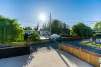 6149 175B STREET - thumbnail 26