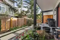 7 8137 164 STREET - thumbnail 4