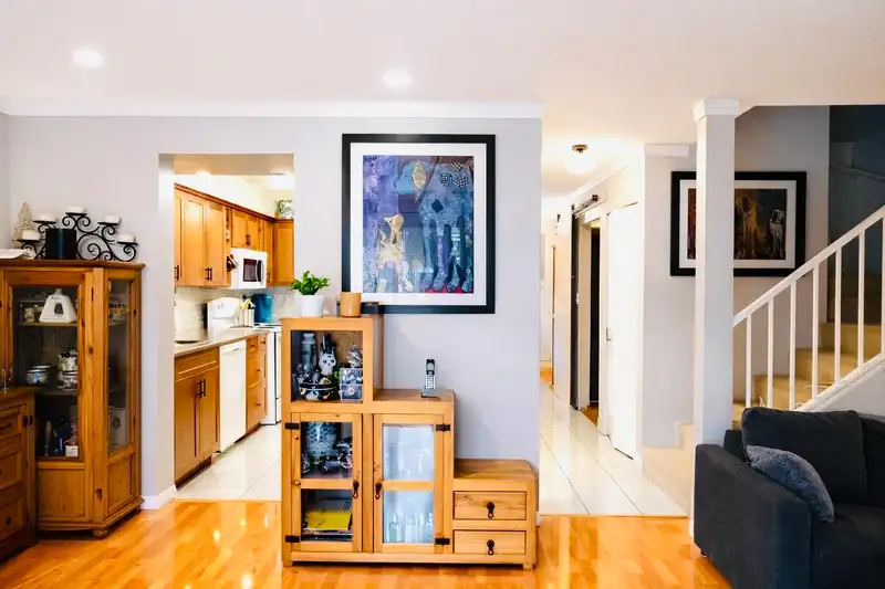55 9955 140 STREET - photo 3 of 29
