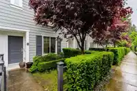 126 8130 136A STREET - thumbnail 2