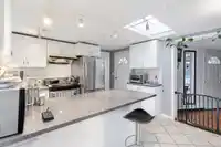 28 8220 KING GEORGE BOULEVARD - thumbnail 13