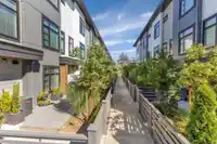 21 7127 193A STREET - thumbnail 29