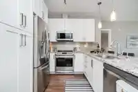 301 6490 194 STREET - thumbnail 4