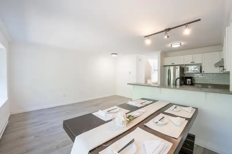 20 8155 164TH STREET - photo 1 of 30