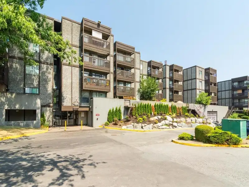 401 9682 134 STREET - photo 1 of 24