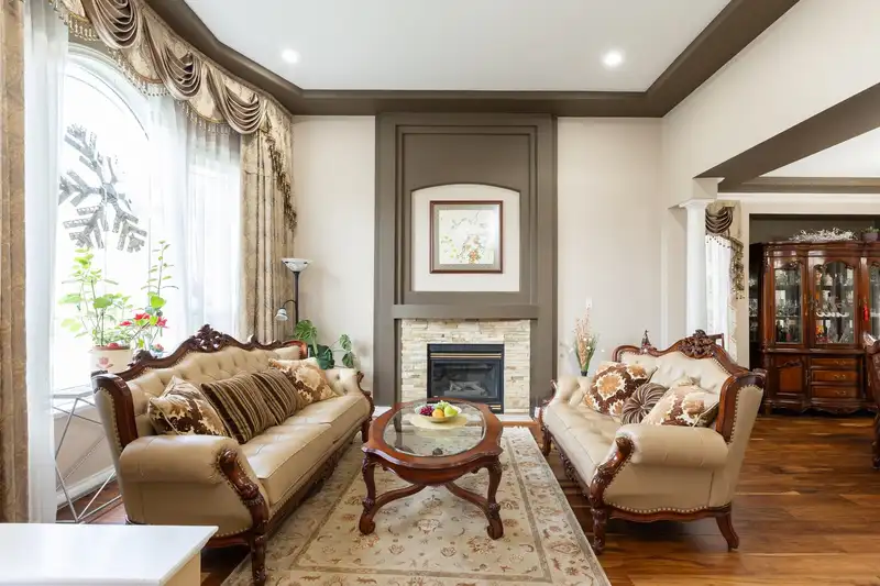 8370 168A STREET - photo 1 of 22