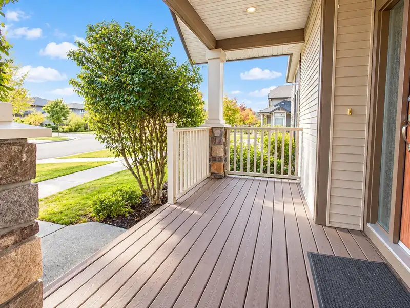 19096 68A AVENUE - photo 4 of 32