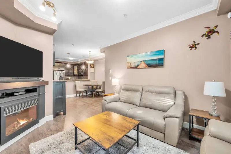 420 13897 FRASER HIGHWAY - photo 3 of 19