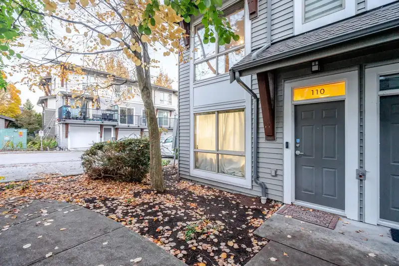 110 6671 121 STREET - photo 2 of 30