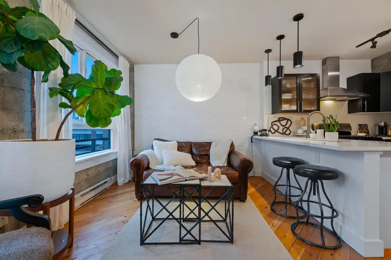 406 1216 HOMER STREET - photo 3 of 25