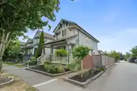 18483 66A AVENUE - thumbnail 3