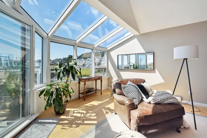 1107 ELM STREET - photo 4 of 25