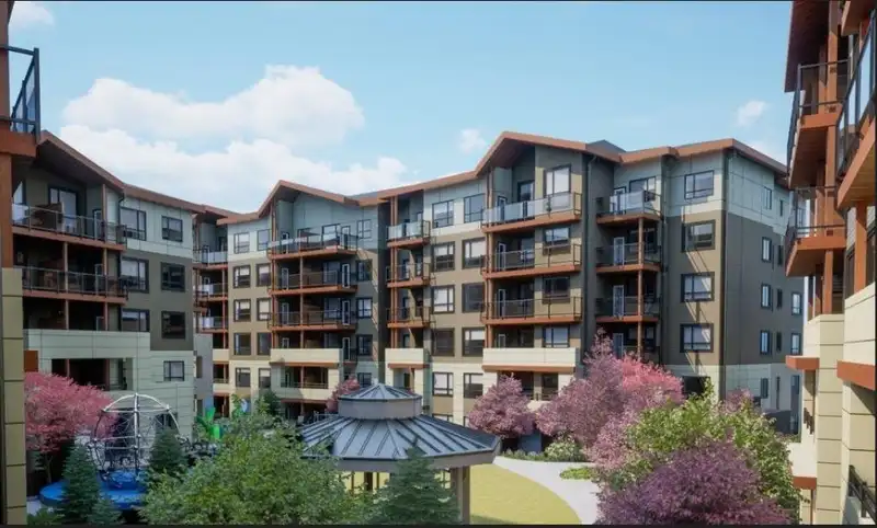 302 11058 132 STREET - photo 2 of 3