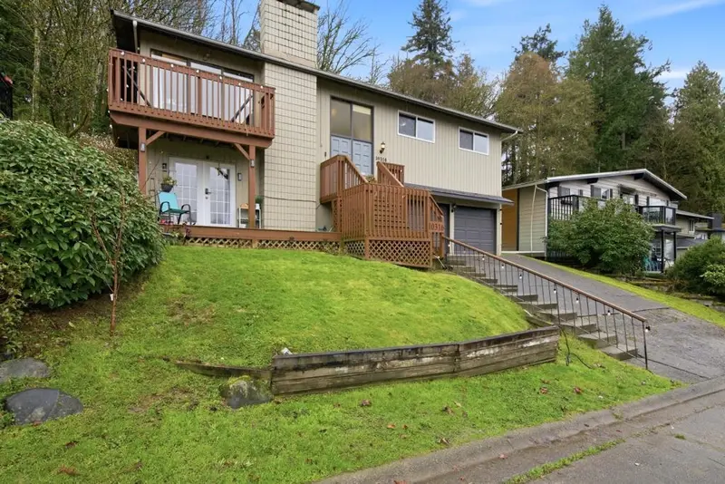 10316 JOHNSON WYND - photo 2 of 25