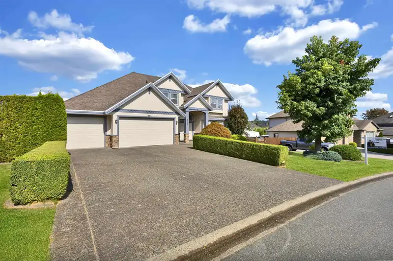 8598 171 STREET - photo 1 of 38