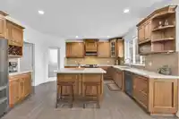 8598 171 STREET - thumbnail 16
