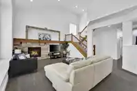 8598 171 STREET - thumbnail 10