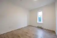 11 6328 KING GEORGE BOULEVARD - thumbnail 5