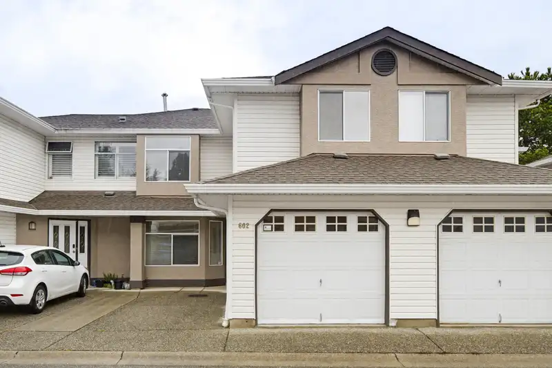 602 8260 162A STREET - photo 2 of 39